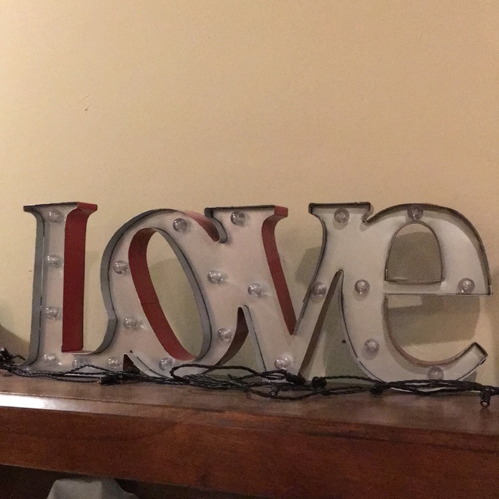 “LOVE” light up sign
